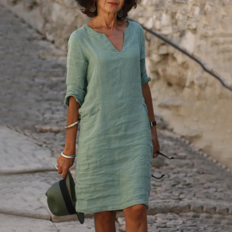 Elvita - Wide V-Neck Dress
