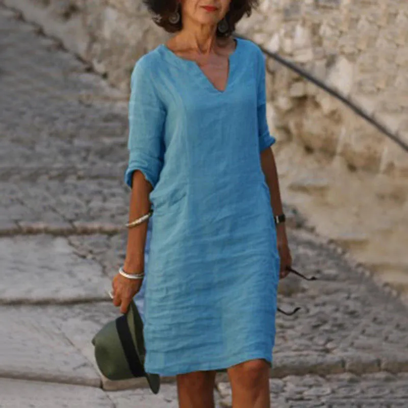 Elvita - Wide V-Neck Dress