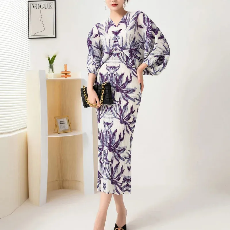 Women's White Pleated Statement Sleeves Dress